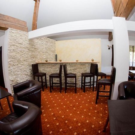 Hanul Simon Pensiune & Restaurant Μπραν Εξωτερικό φωτογραφία