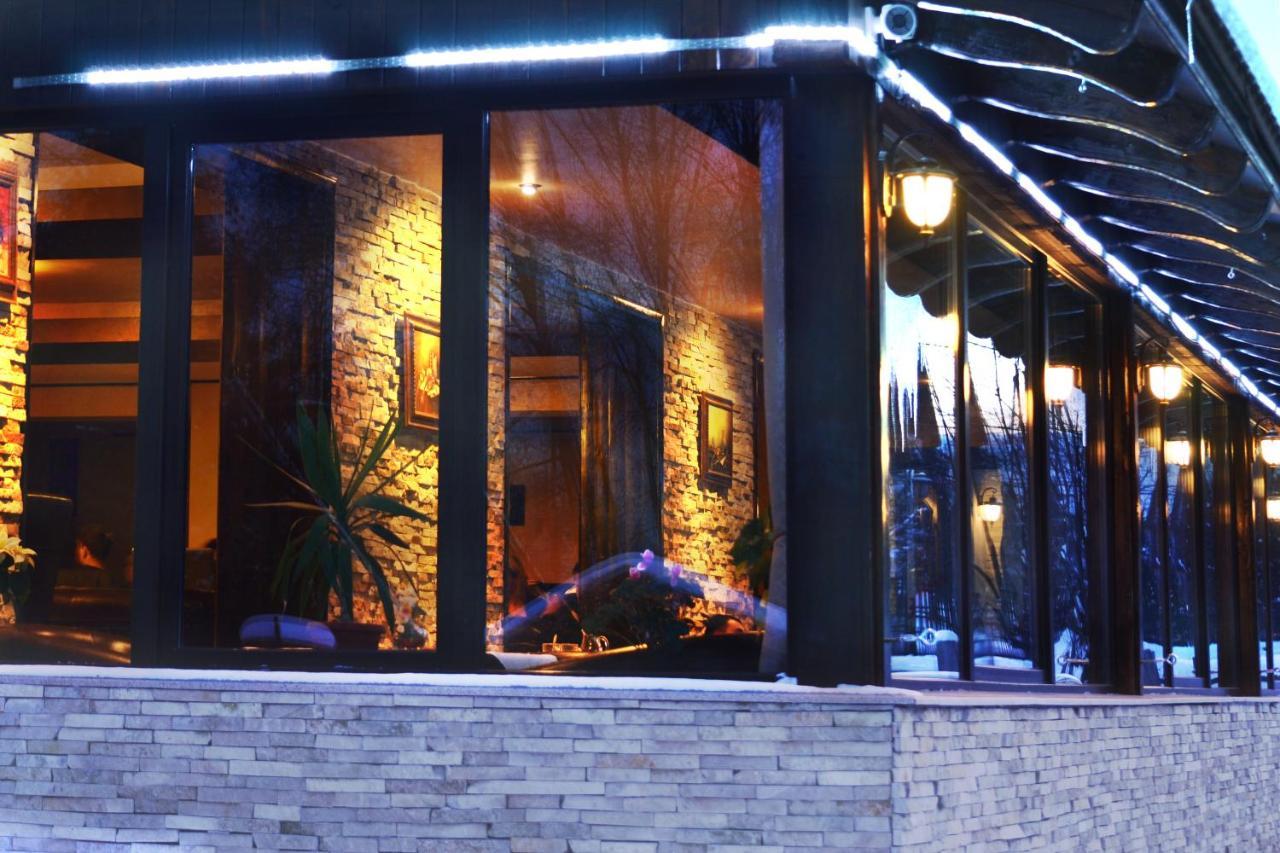 Hanul Simon Pensiune & Restaurant Μπραν Εξωτερικό φωτογραφία