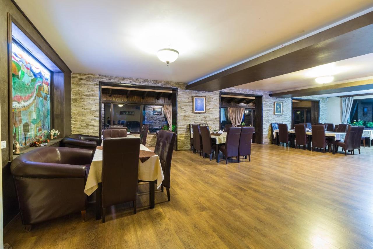 Hanul Simon Pensiune & Restaurant Μπραν Εξωτερικό φωτογραφία