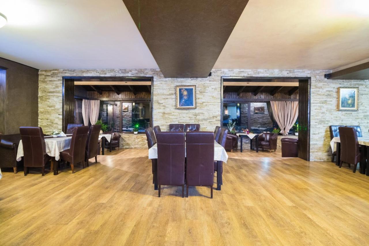 Hanul Simon Pensiune & Restaurant Μπραν Εξωτερικό φωτογραφία